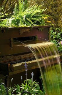 Piano Fountain